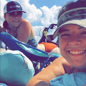 Meet your Posher, Briana